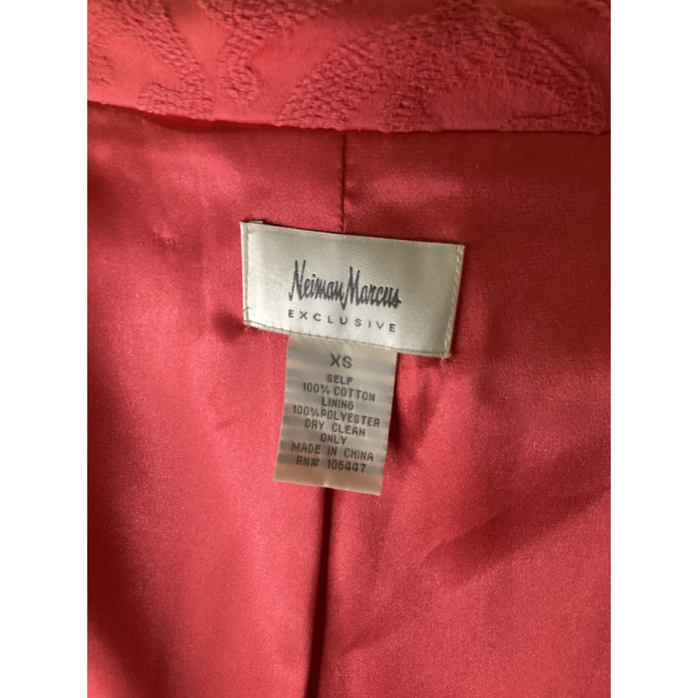 Neiman Marcus‎ Exclusive Coral Pink Paisley Jacquard Button Front Coat XS Womens - Picture 6 of 6